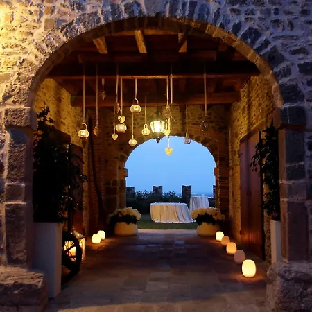 Castello Di 4*