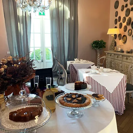 Castello Di Hotel 4*