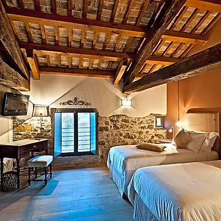 מלון Castello Di Buttrio