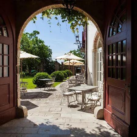 Castello Di Hotel