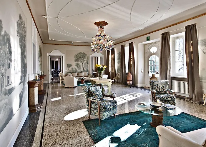 Castello Di Hotel 4*