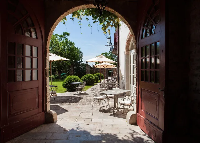 Castello Di Hotel 4*