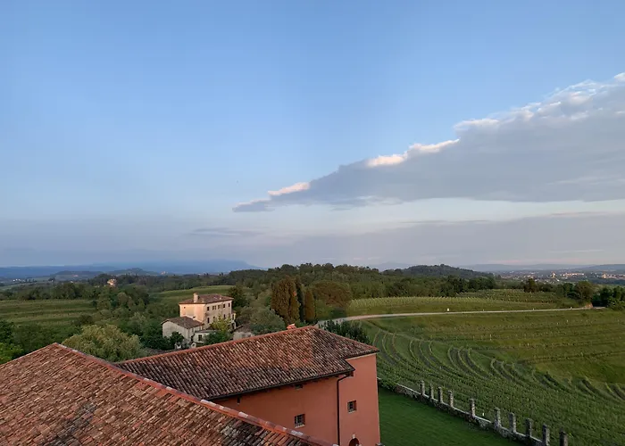 Castello Di Hotel 4*